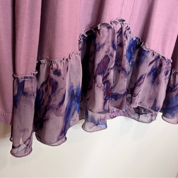 LOGO by Lori Goldstein Cardigan with Ruffle Printed Hem. Size XL - Picture 6 of 9